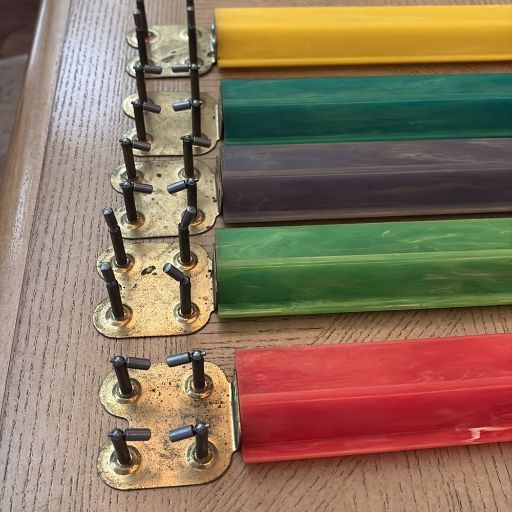 Mah Jongg 1930s/40s Bakelite tile racks with counter holders - Picture 2 of 8